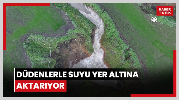 Tarlaları su altında kalan çiftçiler, açtıkları kuyular ve düdenlerle suyu yer altına aktarıyor