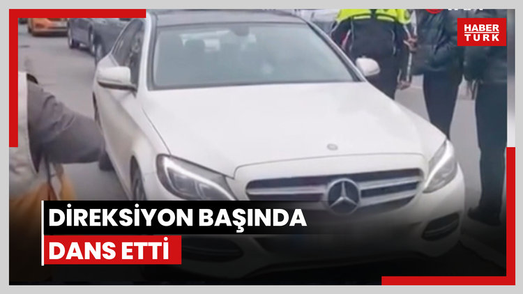 Direksiyon başında dans eden sürücüye gözaltı