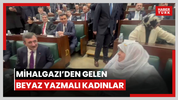 Mihalgazi Belediye Başkanı Zeynep Güneş AK Parti Grup Toplantısı'nda