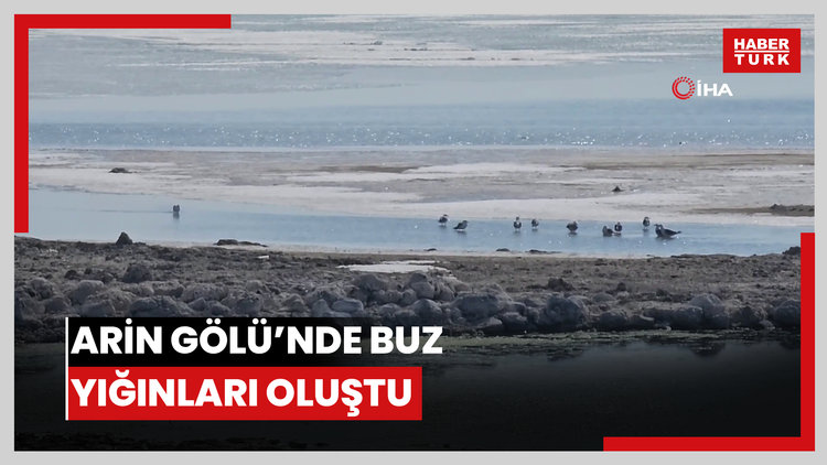 Arin Gölü'nde buz dalgaları: Sahilde metrelerce buz yığınağı oluştu