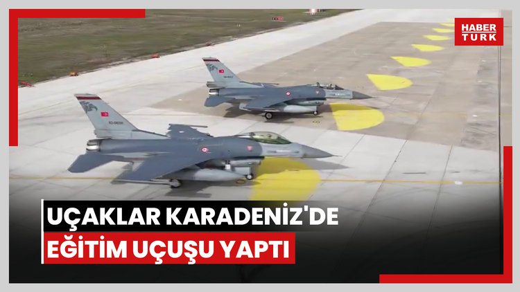 Hava Kuvvetleri Komutanlığına bağlı uçaklar Karadeniz'de eğitim uçuşu yaptı