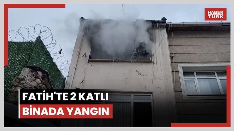 Fatih'te 2 katlı binada yangın