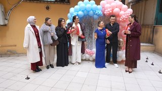 Semiye gelin ve eşi, bebeklerinin erkek olacağını öğrendi. 