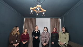 Yatak odasındaki detay gözlerden kaçmadı.