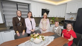 Nadire Tolibova Duraz’ın evine konuk olundu.