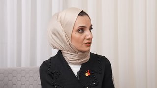 Anne ve babası düğününe katılamadığını anlattı.