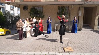 Gülnar gelin, rakiplerini Kafkas gösterisiyle karşılıyor! 