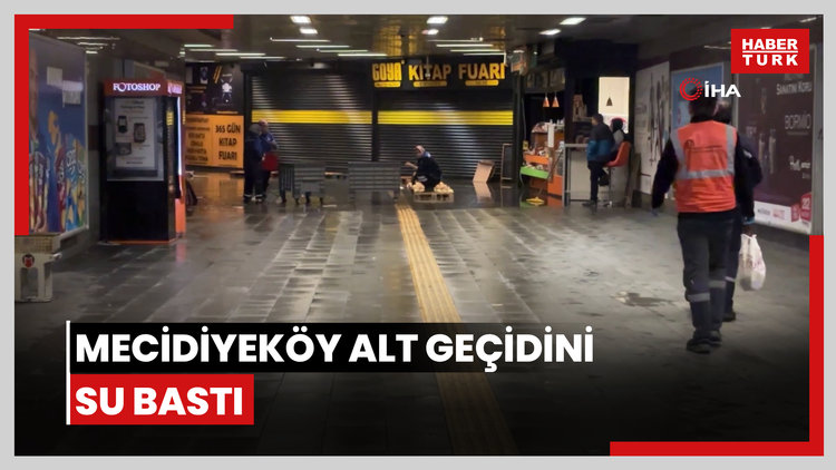 Mecidiyeköy metro alt geçidini su bastı, görevliler kovalarla tahliye etmeye çalıştı