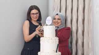 Semanur gelin volkanlı pastayla görkemli bir giriş yapıyor! 