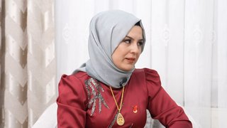 Semanur gelin hayat hikayesini anlatırken gözyaşlarına hakim olamıyor... 