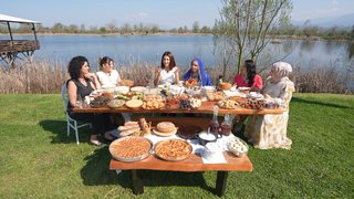 Doğayla iç içe sunum. 