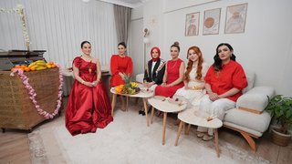 Salonun ortasına waffle makinesi kurdu!
