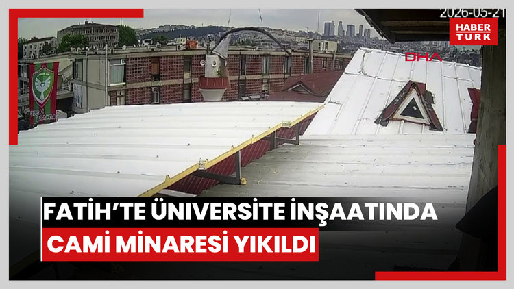 Fatih'te Üniversite İnşaatında Cami Minaresi Yıkıldı