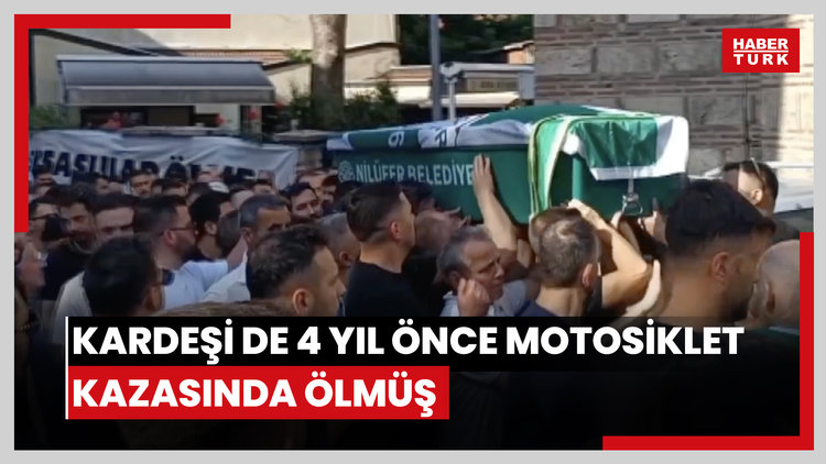 Motosikletiyle refüje çarpıp ölen kuryenin kardeşi de 4 yıl önce motosiklet kazasında ölmüş
