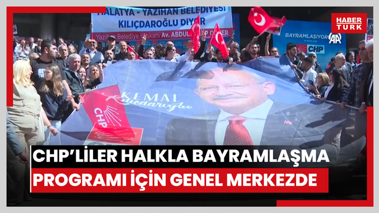 CHPdeki "Halkla Bayramlaşma" programı dolayısıyla partililer genel merkeze gelmeye başladı