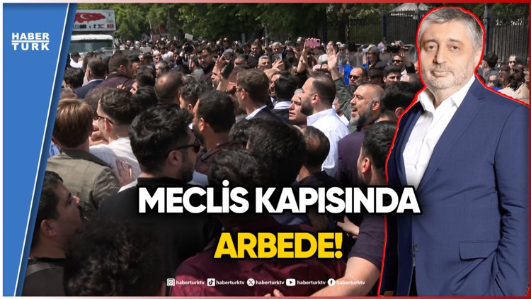 CHP'de İki Ayrı Karargah Krizi: Meclis Kapısında Neler Yaşandı?