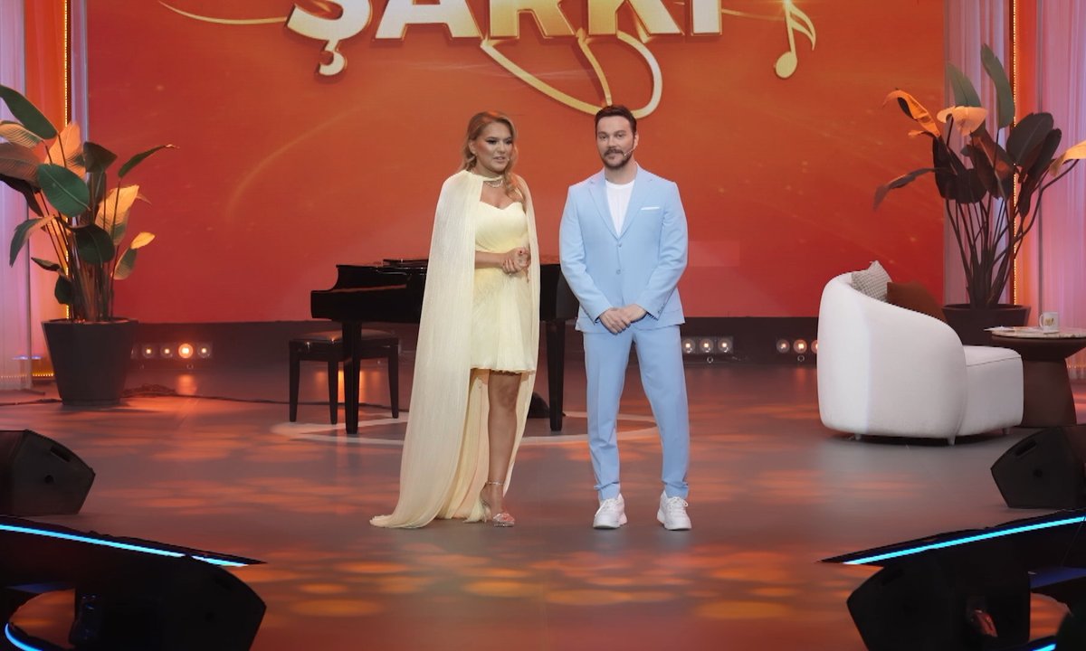 Yaz Bir Şarkı 1. Bölüm