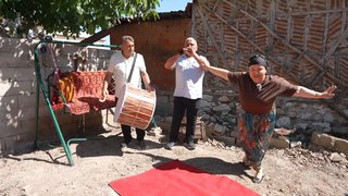 Gamze gelin kartal dansı yapıyor!