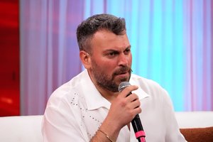 Serkan Nişancı'dan "Yerinde Dur" şarkısına arabesk yorum!