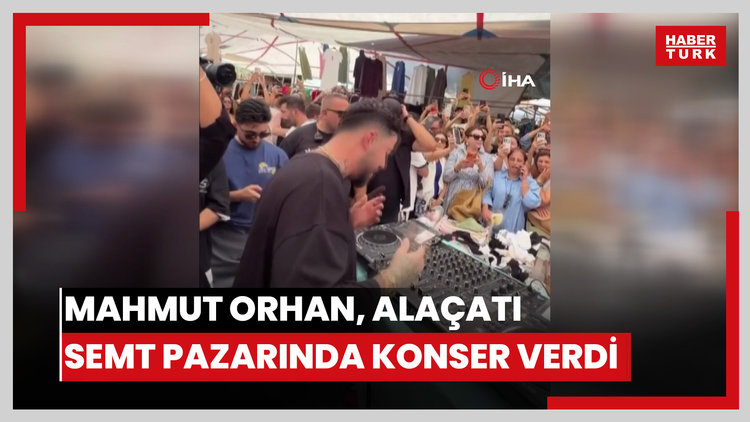 Mahmut Orhan, Alaçatı semt pazarında konser verdi