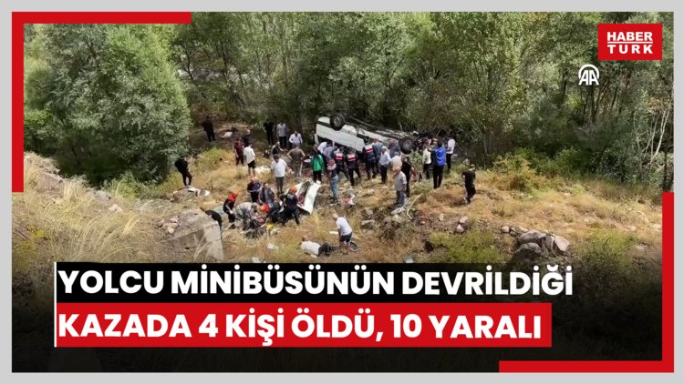 Sivas'ta yolcu minibüsünün devrildiği kazada 4 kişi öldü, 10 kişi yaralandı