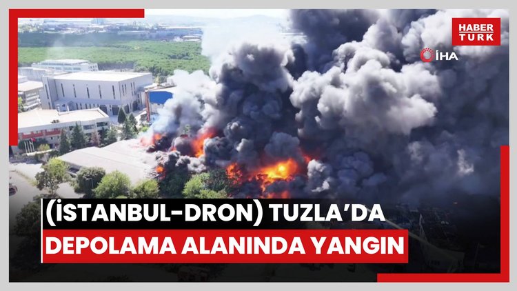 (İSTANBUL-DRON) Tuzla'da depolama alanında yangın böyle görüntülendi