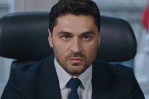 Fatih sinirlerine hakim olamıyor!