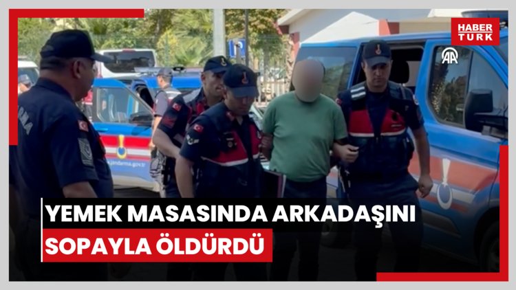 Yemek masasında arkadaşını sopayla öldürdü