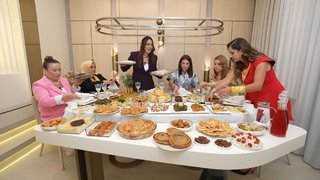 Misafirlerine cağ kebabı sürprizi yapıyor!