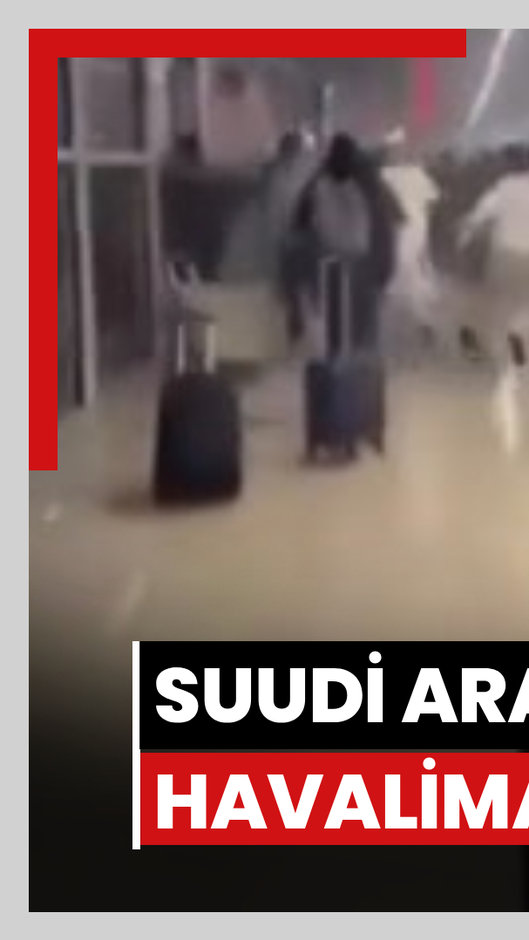 Kral Halid Havalimanı'nın 4. terminalinin yolcu salonunda yangın