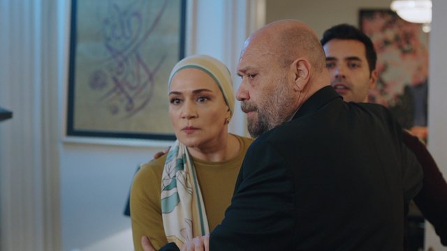 "Defolun evimizden!"