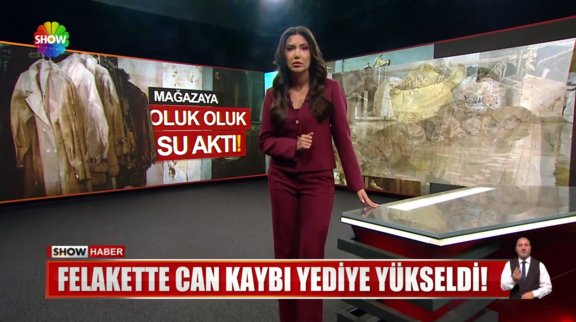 Sel 20 yıllık mağazayı yuttu!