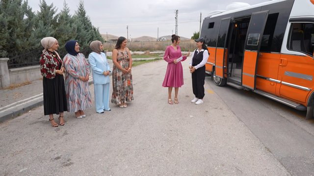 Bağlama eşliğinde minibüs yolculuğu!