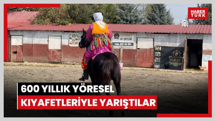 600 yıllık yöresel kıyafetleriyle yarıştılar