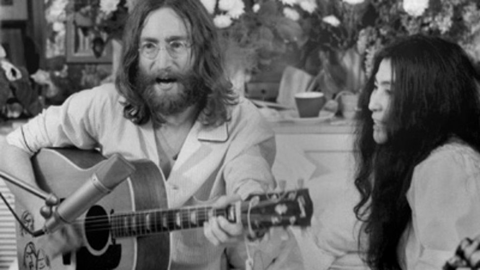 John Lennon - Give Peace A Chance 